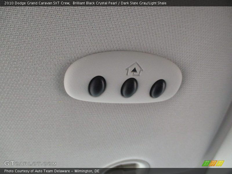 Brilliant Black Crystal Pearl / Dark Slate Gray/Light Shale 2010 Dodge Grand Caravan SXT Crew
