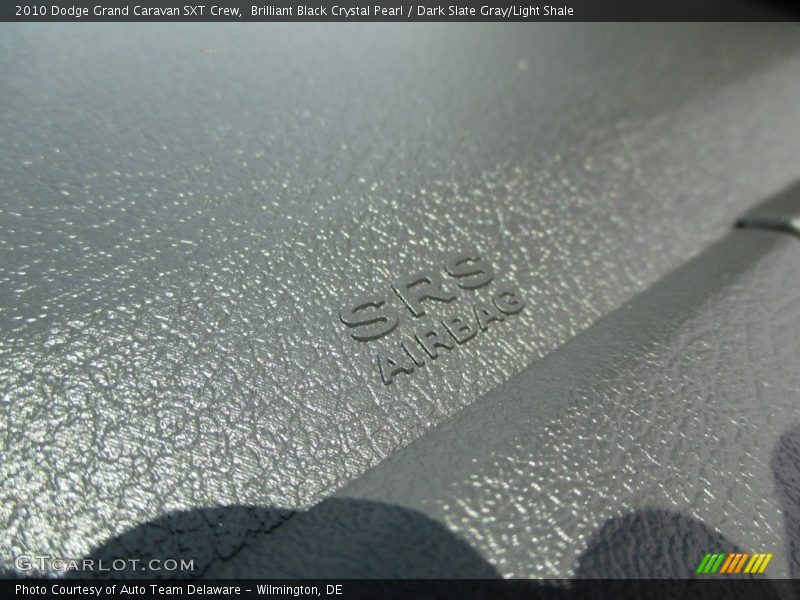 Brilliant Black Crystal Pearl / Dark Slate Gray/Light Shale 2010 Dodge Grand Caravan SXT Crew