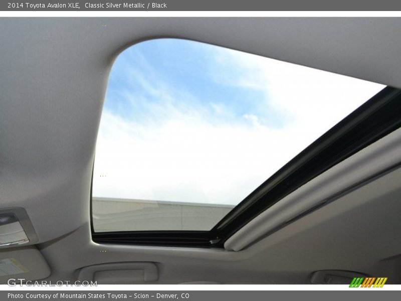 Classic Silver Metallic / Black 2014 Toyota Avalon XLE