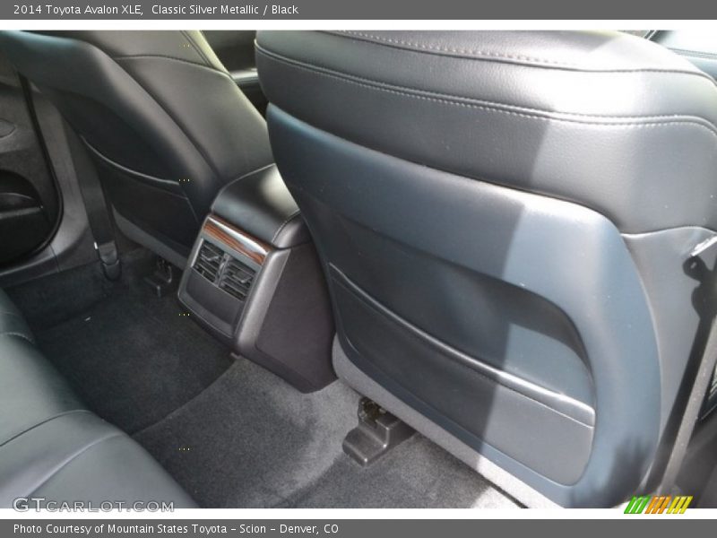 Classic Silver Metallic / Black 2014 Toyota Avalon XLE