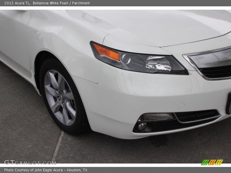 Bellanova White Pearl / Parchment 2013 Acura TL