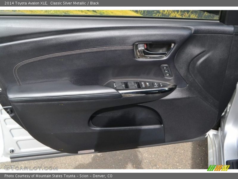 Classic Silver Metallic / Black 2014 Toyota Avalon XLE