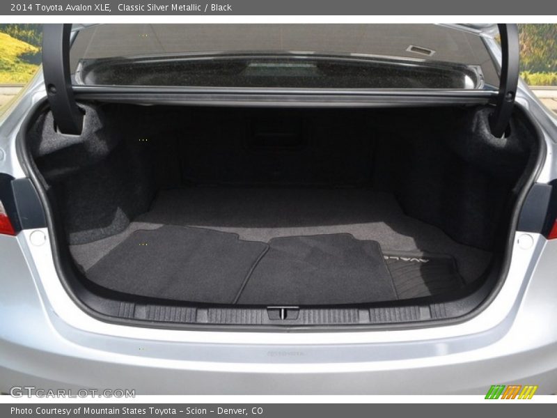 Classic Silver Metallic / Black 2014 Toyota Avalon XLE