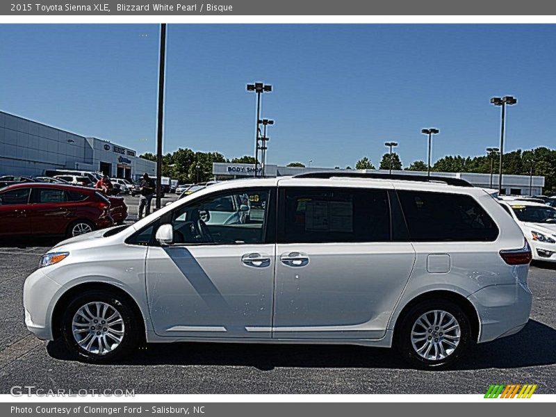 Blizzard White Pearl / Bisque 2015 Toyota Sienna XLE