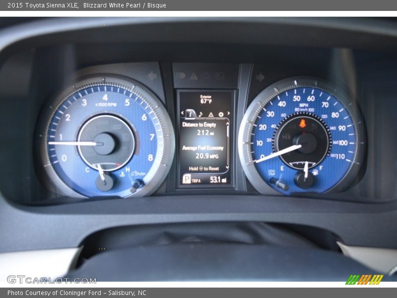 Blizzard White Pearl / Bisque 2015 Toyota Sienna XLE