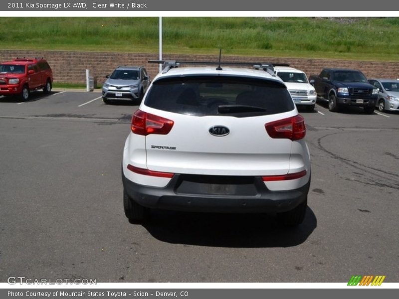 Clear White / Black 2011 Kia Sportage LX AWD