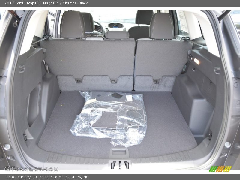 Magnetic / Charcoal Black 2017 Ford Escape S