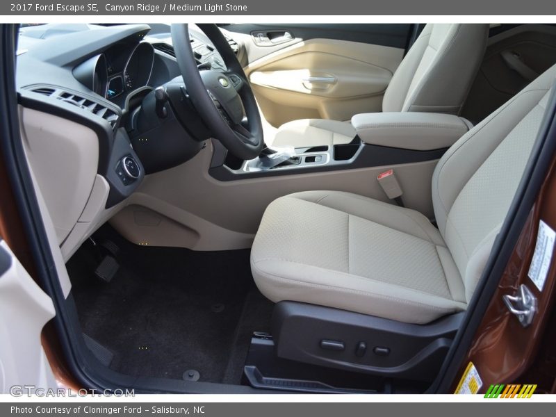 Canyon Ridge / Medium Light Stone 2017 Ford Escape SE