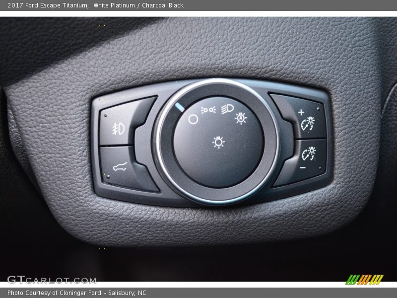 White Platinum / Charcoal Black 2017 Ford Escape Titanium