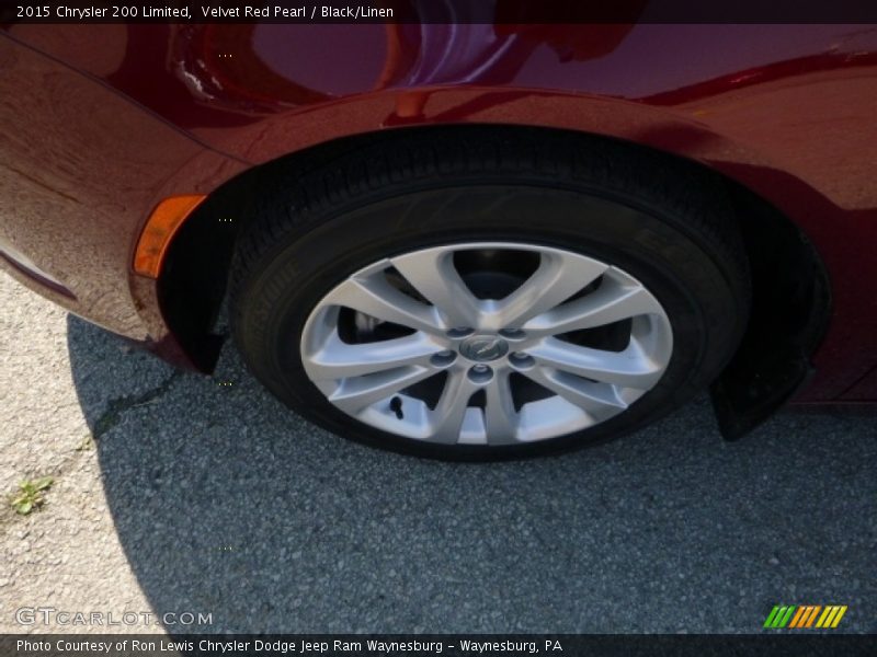 Velvet Red Pearl / Black/Linen 2015 Chrysler 200 Limited