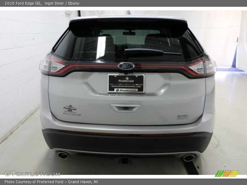 Ingot Silver / Ebony 2016 Ford Edge SEL
