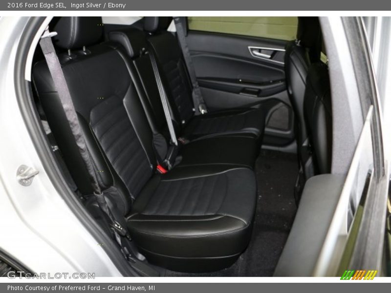 Ingot Silver / Ebony 2016 Ford Edge SEL
