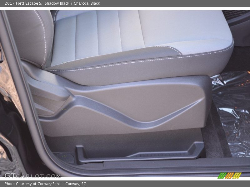Shadow Black / Charcoal Black 2017 Ford Escape S