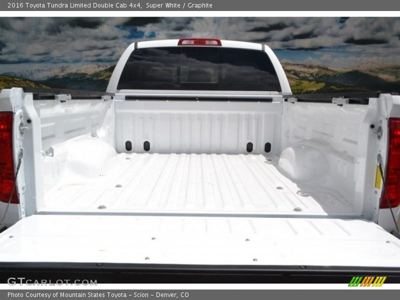 Super White / Graphite 2016 Toyota Tundra Limited Double Cab 4x4