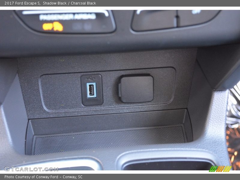 Shadow Black / Charcoal Black 2017 Ford Escape S