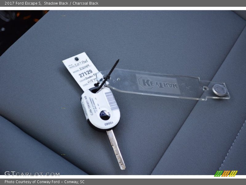 Shadow Black / Charcoal Black 2017 Ford Escape S