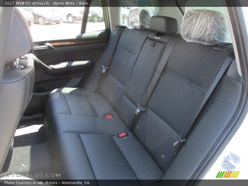 Alpine White / Black 2017 BMW X3 xDrive28i