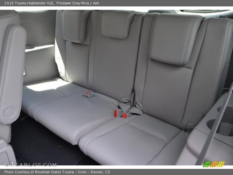 Predawn Gray Mica / Ash 2016 Toyota Highlander XLE