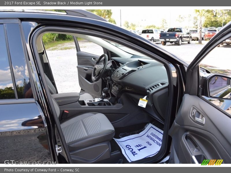 Shadow Black / Medium Light Stone 2017 Ford Escape SE