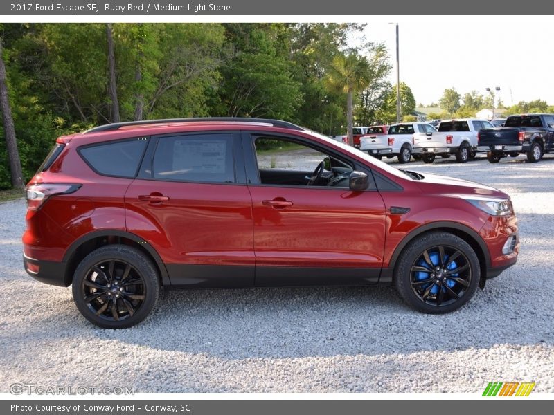 Ruby Red / Medium Light Stone 2017 Ford Escape SE