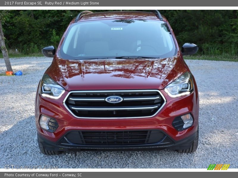Ruby Red / Medium Light Stone 2017 Ford Escape SE