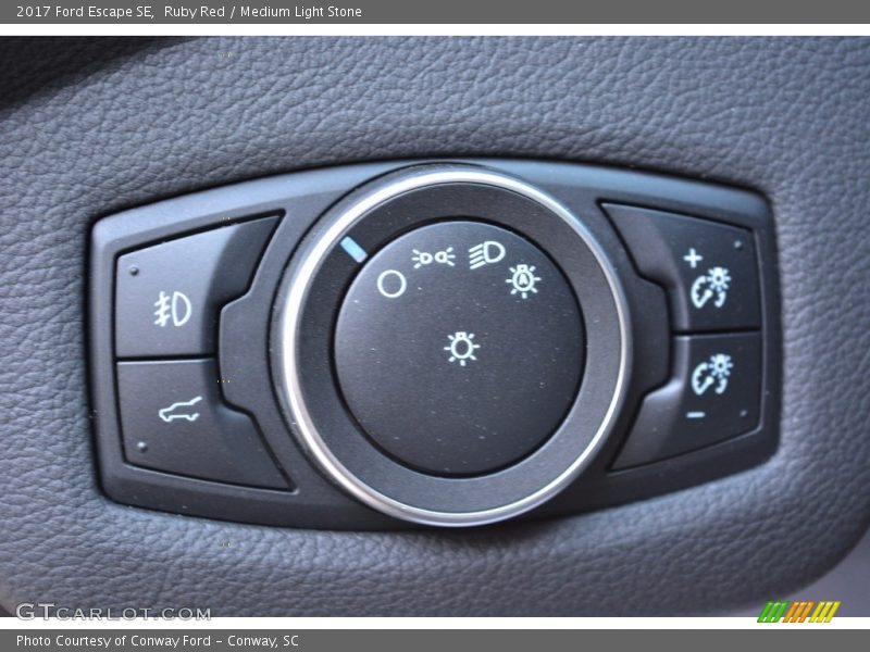 Ruby Red / Medium Light Stone 2017 Ford Escape SE