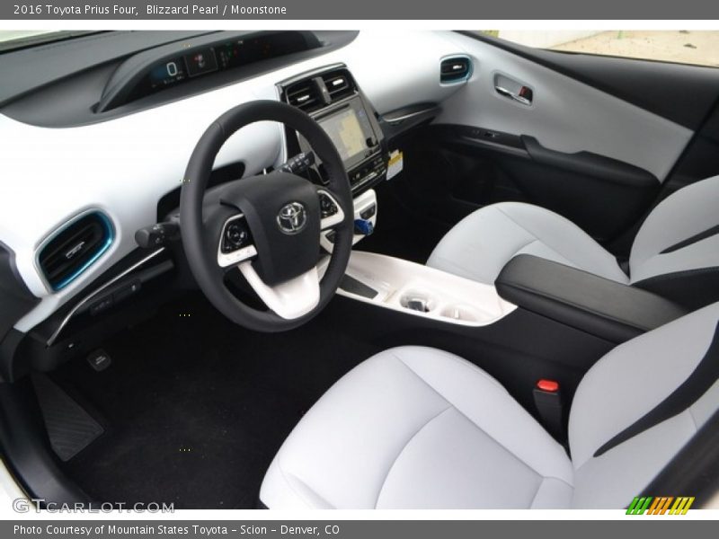 Blizzard Pearl / Moonstone 2016 Toyota Prius Four