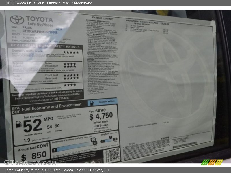 Blizzard Pearl / Moonstone 2016 Toyota Prius Four