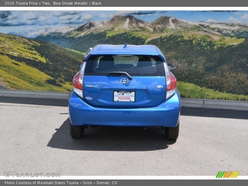Blue Streak Metallic / Black 2016 Toyota Prius c Two
