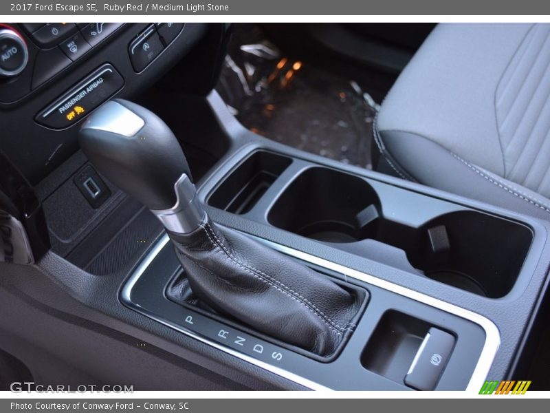 Ruby Red / Medium Light Stone 2017 Ford Escape SE