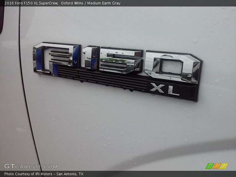 Oxford White / Medium Earth Gray 2016 Ford F150 XL SuperCrew