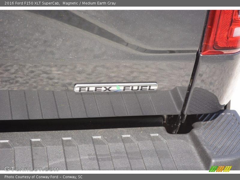 Magnetic / Medium Earth Gray 2016 Ford F150 XLT SuperCab