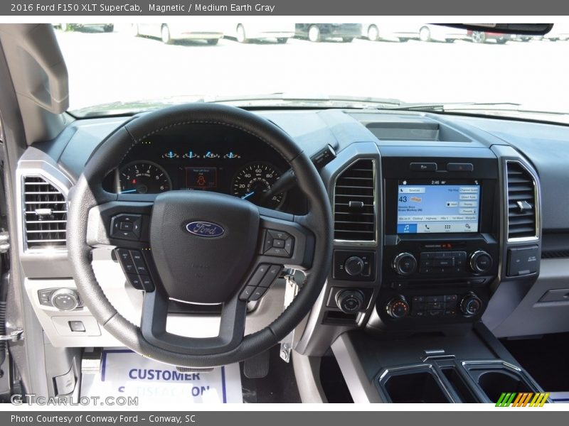 Magnetic / Medium Earth Gray 2016 Ford F150 XLT SuperCab