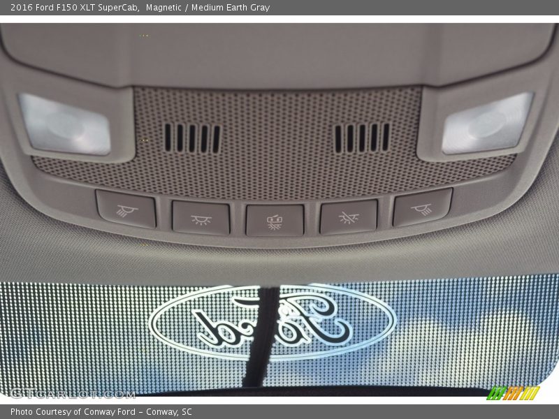 Magnetic / Medium Earth Gray 2016 Ford F150 XLT SuperCab