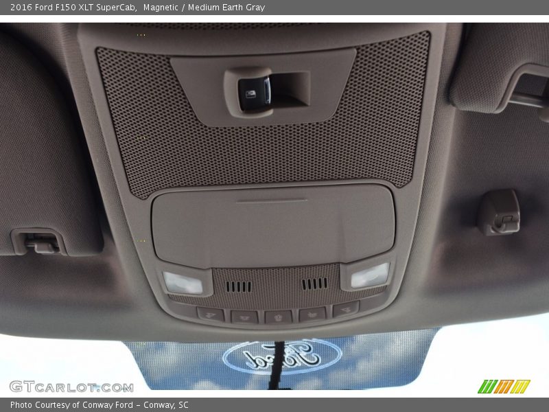 Magnetic / Medium Earth Gray 2016 Ford F150 XLT SuperCab