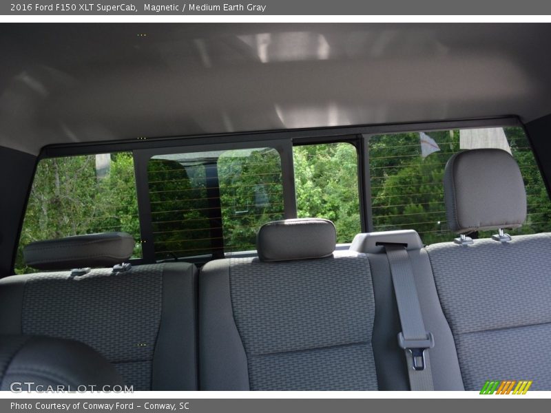 Magnetic / Medium Earth Gray 2016 Ford F150 XLT SuperCab