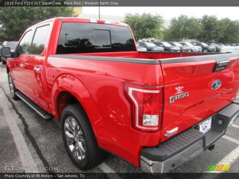 Race Red / Medium Earth Gray 2016 Ford F150 XLT SuperCrew