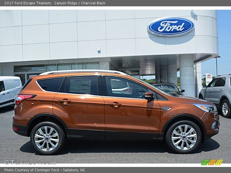  2017 Escape Titanium Canyon Ridge