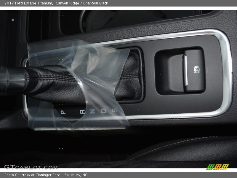 Canyon Ridge / Charcoal Black 2017 Ford Escape Titanium