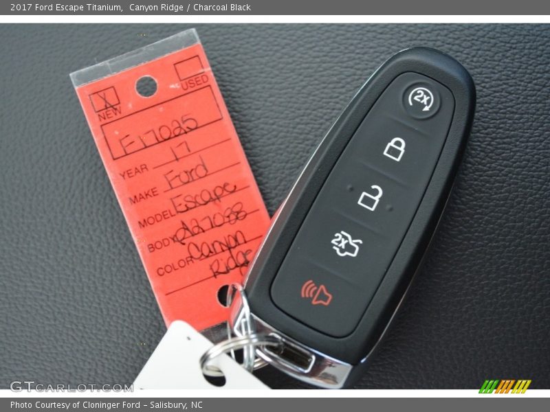 Canyon Ridge / Charcoal Black 2017 Ford Escape Titanium