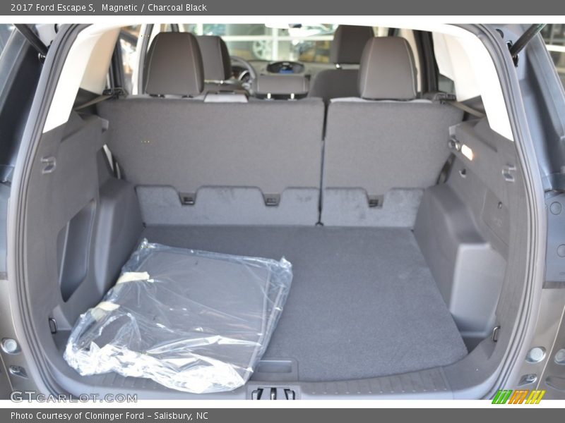 Magnetic / Charcoal Black 2017 Ford Escape S