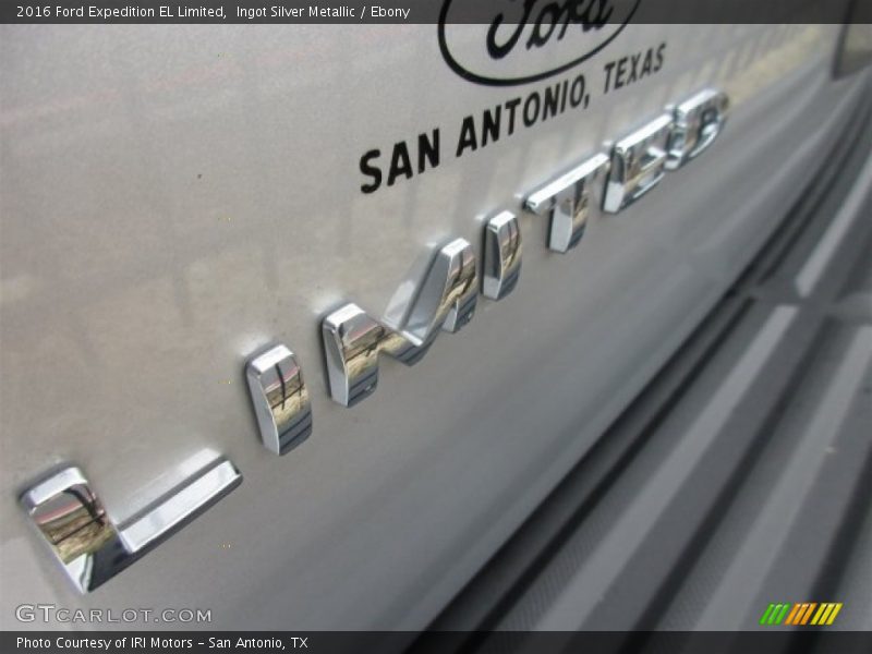 Ingot Silver Metallic / Ebony 2016 Ford Expedition EL Limited