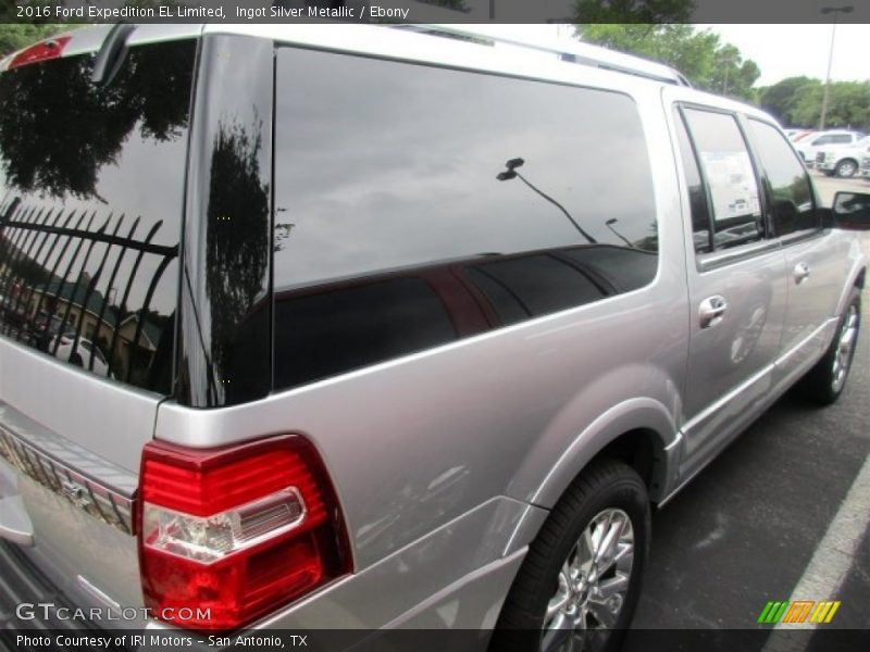 Ingot Silver Metallic / Ebony 2016 Ford Expedition EL Limited