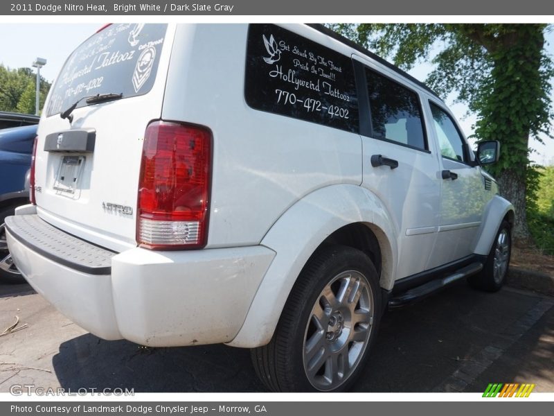 Bright White / Dark Slate Gray 2011 Dodge Nitro Heat