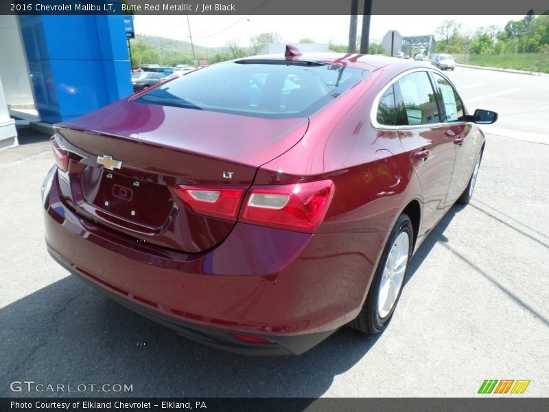 Butte Red Metallic / Jet Black 2016 Chevrolet Malibu LT