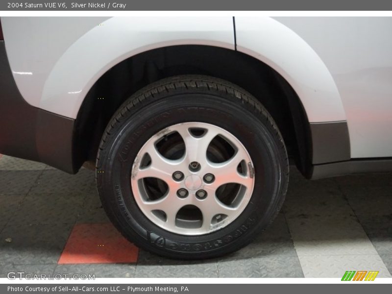 Silver Nickel / Gray 2004 Saturn VUE V6