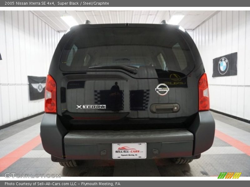 Super Black / Steel/Graphite 2005 Nissan Xterra SE 4x4