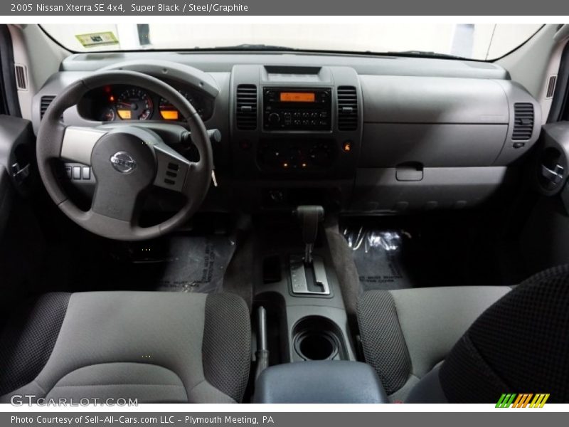 Super Black / Steel/Graphite 2005 Nissan Xterra SE 4x4