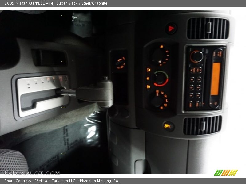 Super Black / Steel/Graphite 2005 Nissan Xterra SE 4x4