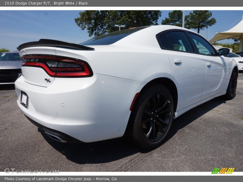 Bright White / Black 2016 Dodge Charger R/T